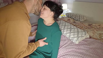 hd i fuck my stepmom in missionary she wants an internal cumshot in her big pussy porn