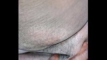 hd wetjuicypussy1 i give lagos sugar mommy fisting on her big pussy porn