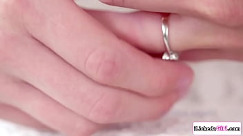 hd моя лучшая подруга разрешает мне лизать ее киску перед свадьбой porn