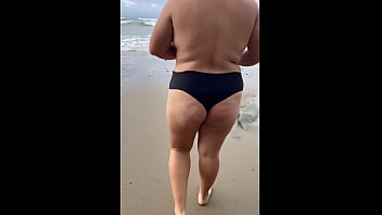 hd surprising i record a sexy colombian girl on the beach and we ended up fucking very hard on the beach porn