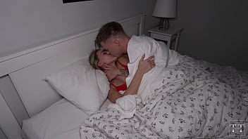 hd sa bite géante est prête à prendre toute la nuit porn