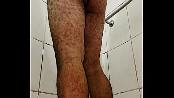 hd endowed taking a shower and enjoying the time to jerk off porn